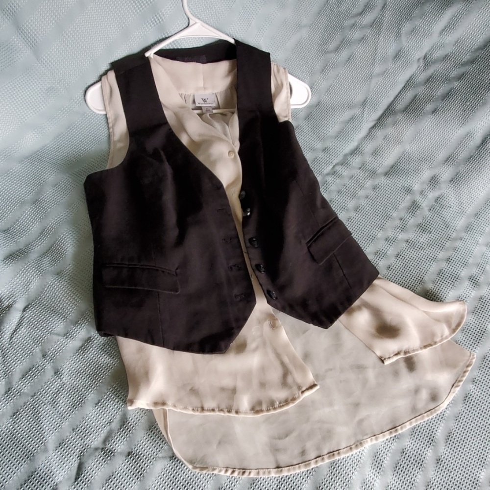 FINAL PRICE!!! H&M Black Fitted Womans Tuxedo Vest